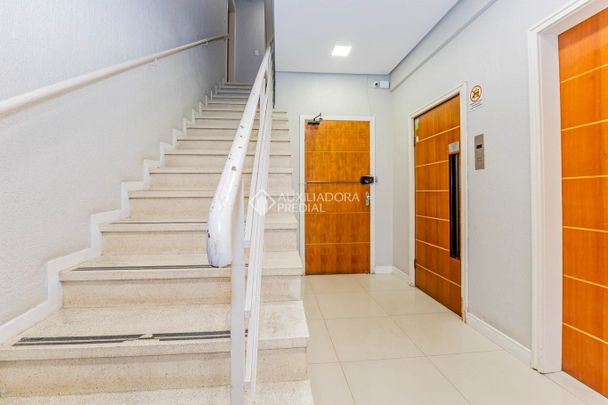 Apartamento com 2 quartos e 56m² para alugar em Higienópolis, Porto Alegre. - Photo 1