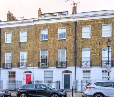 A stylish three double bedroom upper maisonette within the heart of... - Photo 3