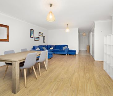 Furnished 2-Bedroom Villa in the Heart of Kiama - Photo 2