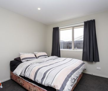 Spacious and private family home! - Photo 6