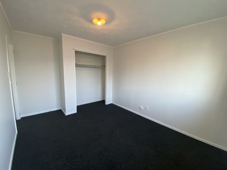 3 Tauranga-A-Ika Street, Manaia - Photo 2