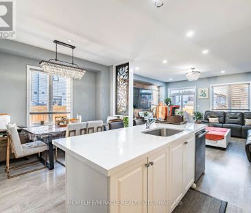 3 DORIS PAWLEY CRESCENT - Photo 4