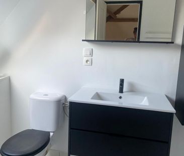Location Appartement 2 pièces 31m² - Photo 2