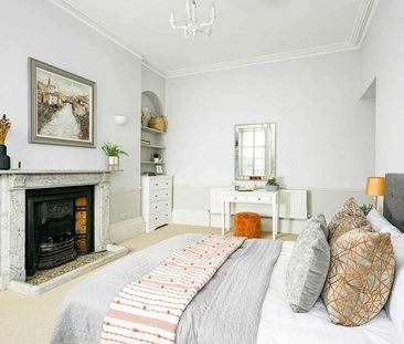 Belvedere, BA1 - Photo 4