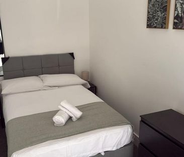 1 bedroom in a house share to rent - Photo 6