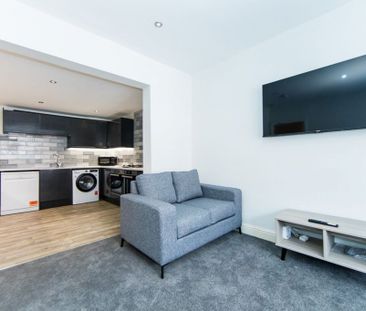 Norwood Road, Hyde Park, Leeds - Photo 2