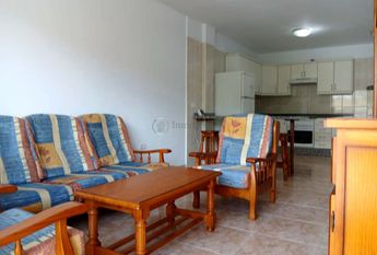 Se alquila en buzanada apartamento de 2 domitorios