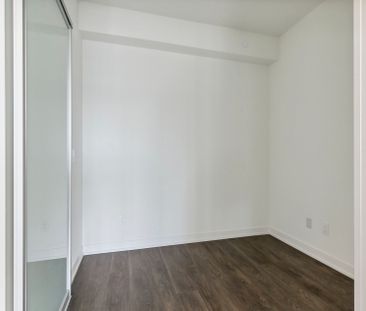 For Lease - 2 David Eyer Road Unit# 931, Richmond Hill, Ontario - Photo 6