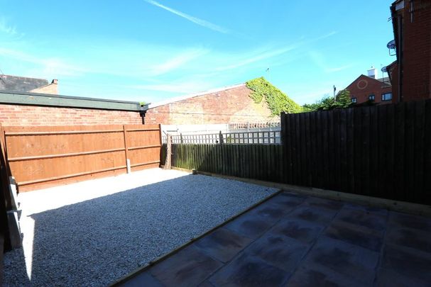 2 bedroom semi-detached house to rent - Photo 1