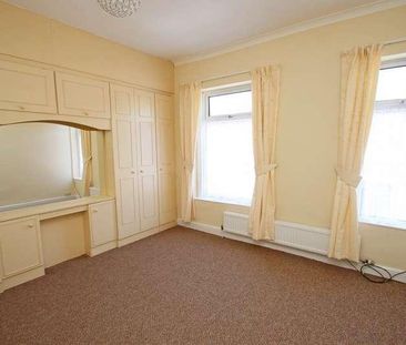 Hampton Road, Urmston, Manchester, M41 - Photo 2