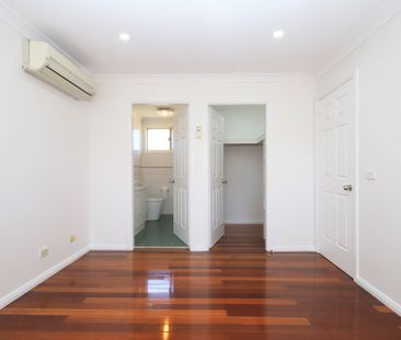 Five Bedroom Family Home - Photo 3