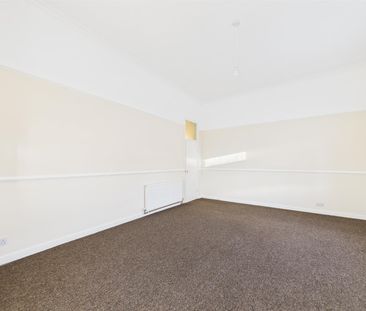 Oakdale Road, Wallasey, 2 bedroom, Flat - Photo 3
