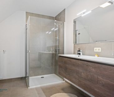 Lichtrijk penthouse met één slpkr en twee terrassen - Photo 3