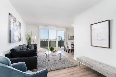 Adamar Manor — 1 Bedroom 1 Bath Reno (1Bed1BathR-A2) - Photo 5