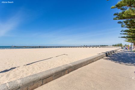 Home with Bayside Living - Photo 2