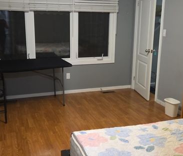 For Lease - 1274 Delphi Road, London East, Ontario - Photo 1