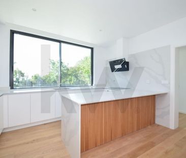 BARCARENA, Lisbon - Photo 6