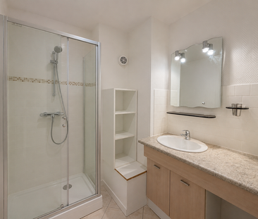 Location Appartement 2 pièces 47m² VILLERS LES NANCY 54600 - Photo 3