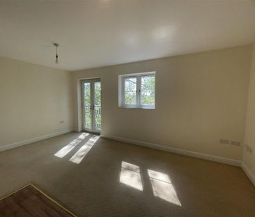 2 bedroom apartment to rent - Photo 6