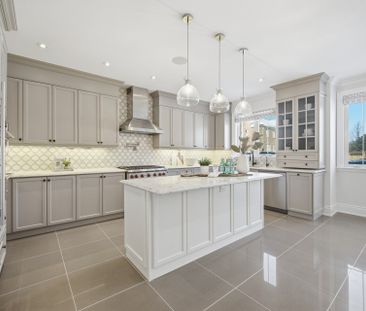 For Lease - 4 Crown Forest Court, Brampton, Ontario - Photo 4