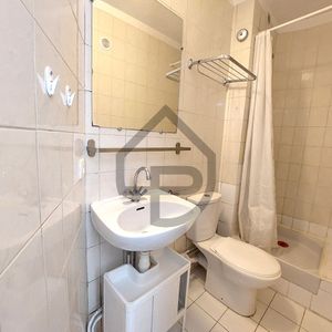STUDIO MEUBLE DE 12 M² - Photo 2