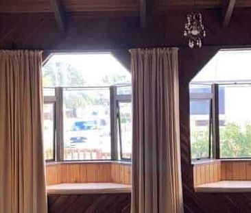 Space Galore - Photo 4