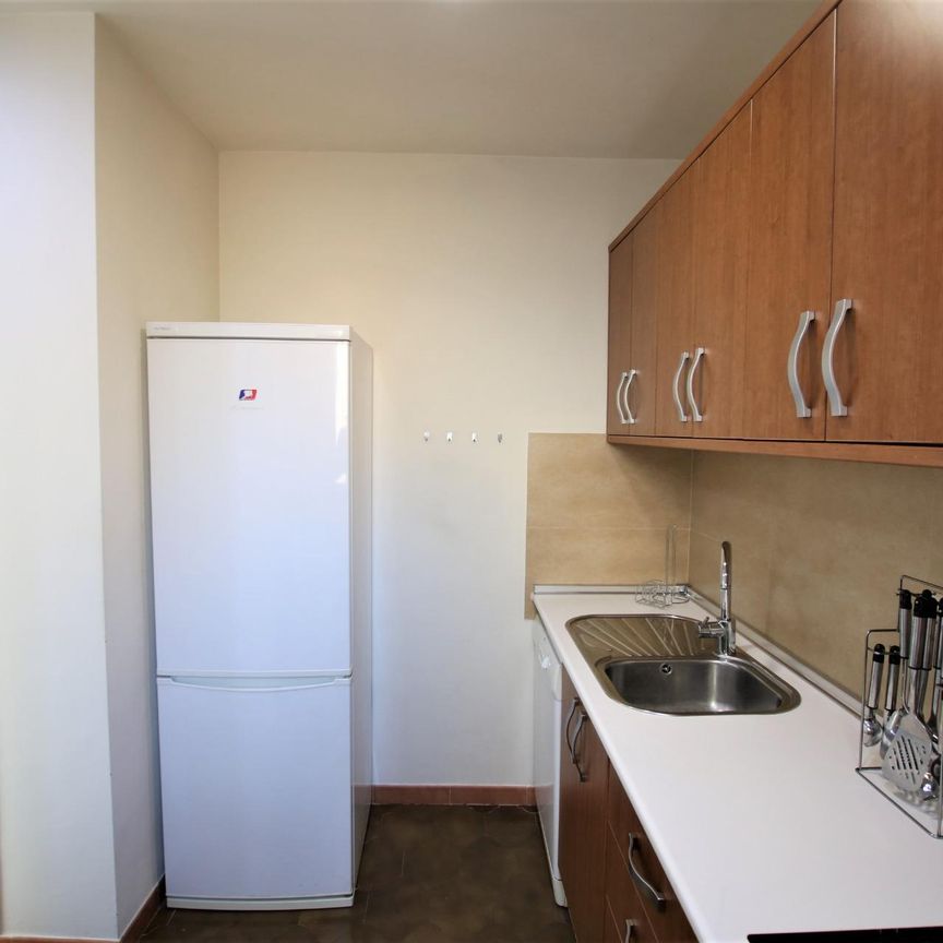 Flat - Granada (Constitucion) - Photo 1