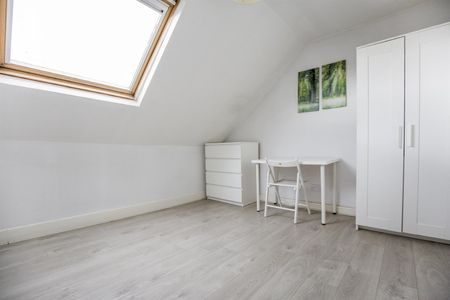 4 bed maisonette to rent in Chillingham Road, Heaton, NE6 - Photo 2