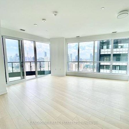 Parliament Street /Bloor St Sunfilled 2Bdrm Modern Kitchen Huge Balco - Photo 3