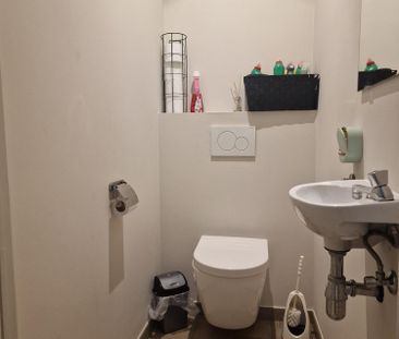 Gelijkvloers appartement met terras/tuin én autostaanplaats nabij c... - Foto 1