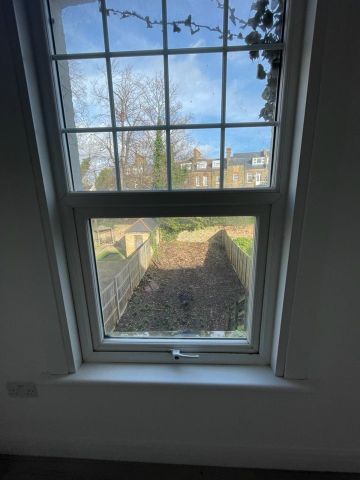 Studio Flat, Linthorpe Road, N16 - Photo 5