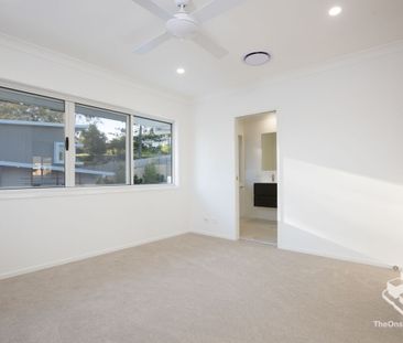 Near New Condition Townhouse (via Carawatha Street) - Photo 6