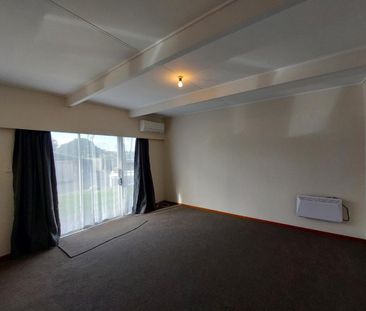 Two Bedroom Brick Unit in Merrilands - Photo 5