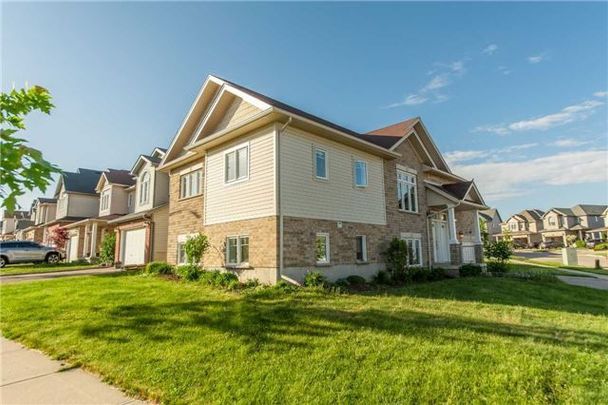 For Lease - 160 Iron Gate Street, Kitchener, Ontario - Photo 1