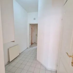 NEU - RARITÄT - GEMÜTLICHES WOHNEN -UNBEFRISTET - 2 ZIMMER WOHNUNG - Rosensteing. #T7 - Photo 3