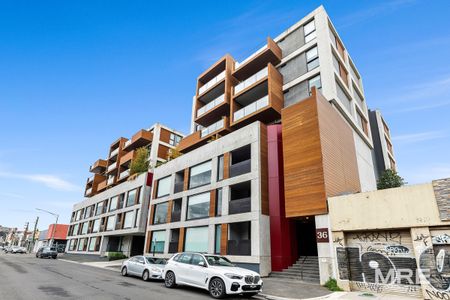 Looking for convenience? Welcome to Riva - Photo 3