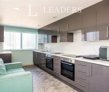 1 bedroom apartment to rent 151 Halls, Fawcett Road, Southsea, PO4 - Photo 3