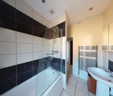 2 bedroom flat to rent - Photo 5 | Rentumo