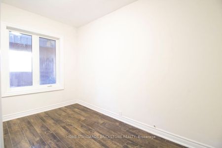 For Lease - 792 Pape Avenue Unit# Main, Toronto, Ontario - Photo 5