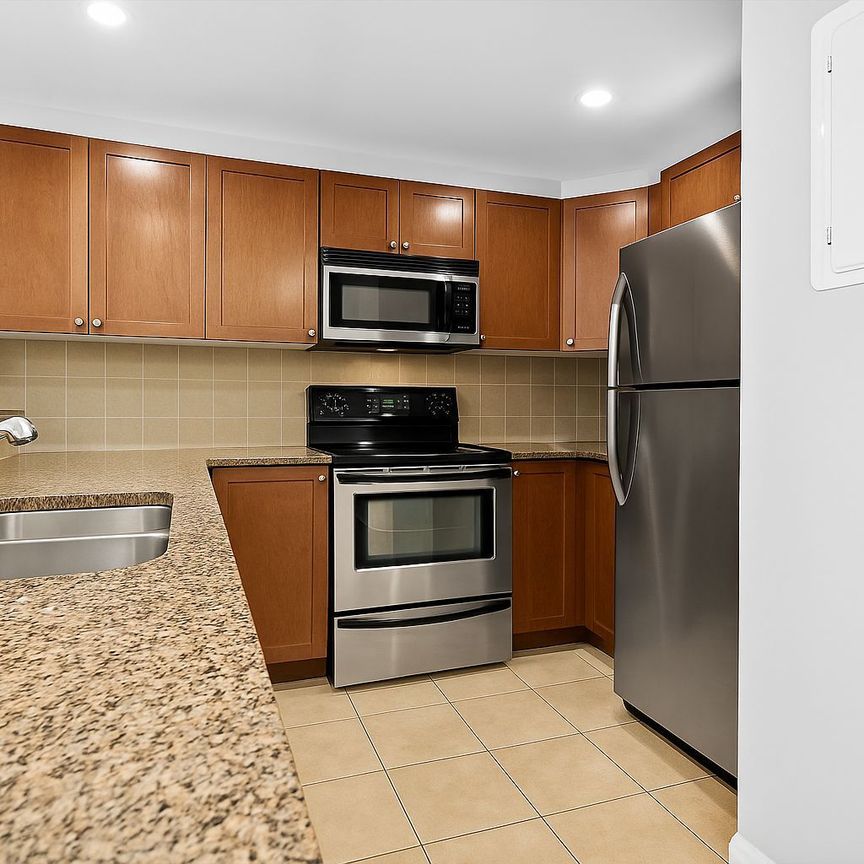 For Lease - 200 BESSERER Street Unit# 409, Lower Town - Sandy Hill, Ontario - Photo 1