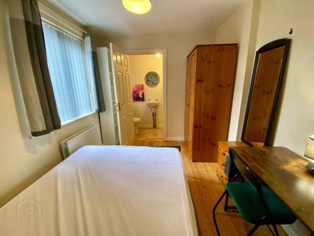 Donegall Road, En-Suite Room 4, Room 5 & Room 2, Belfast, BT12 5NB - Photo 2