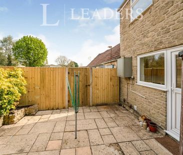 3 bedroom terraced house to rent - Photo 3