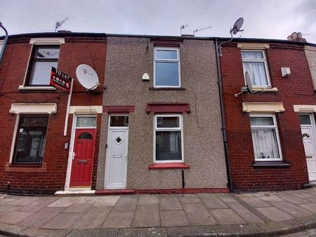 3 bedroom terraced house to rent - Photo 3