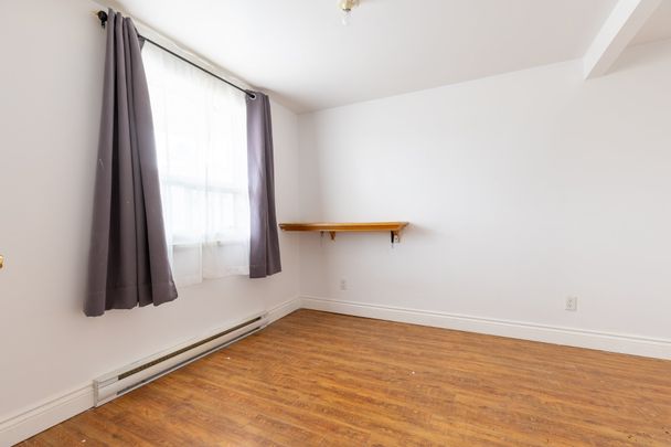 18 Rue Rochefort, Trois-Rivières, QC G8T - Photo 1