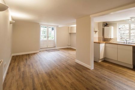 3 bedroom maisonette to rent - Photo 2