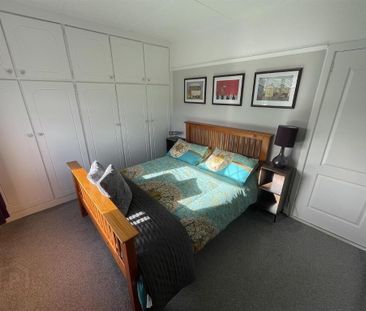 23 Springfield Drive, Belfast, BT12 7EL - Photo 2