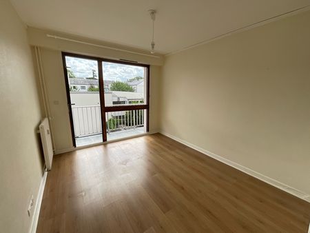 Location Appartement 3 pièces 62m² BOURGES 18000 - Photo 3