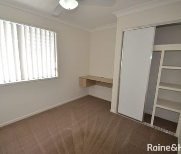 Lovely 3 Bed Townhouse For Rent - Photo 3