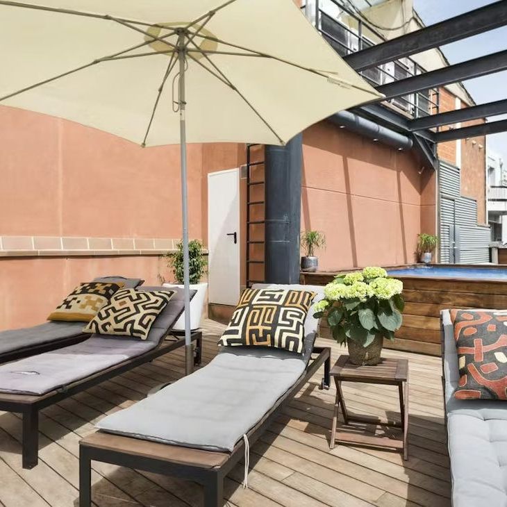 Carrer de Roger de Flor, Barcelona, Catalonia 08013 - Photo 1