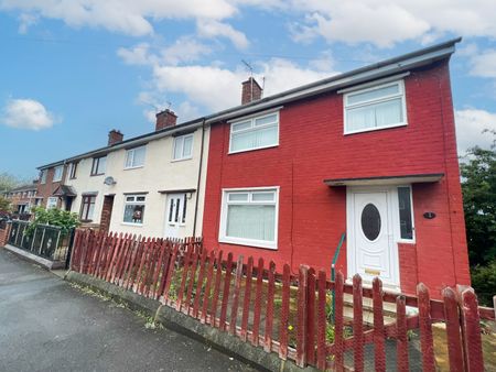 3 Bedroom - Photo 2